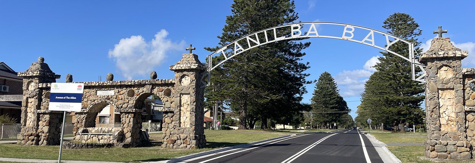 The Tanilba Bay Land Gate banner image